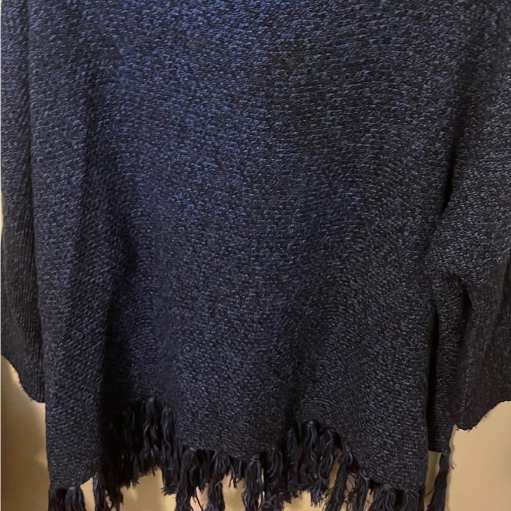Elegant Navy Women's Sweater with Fringe